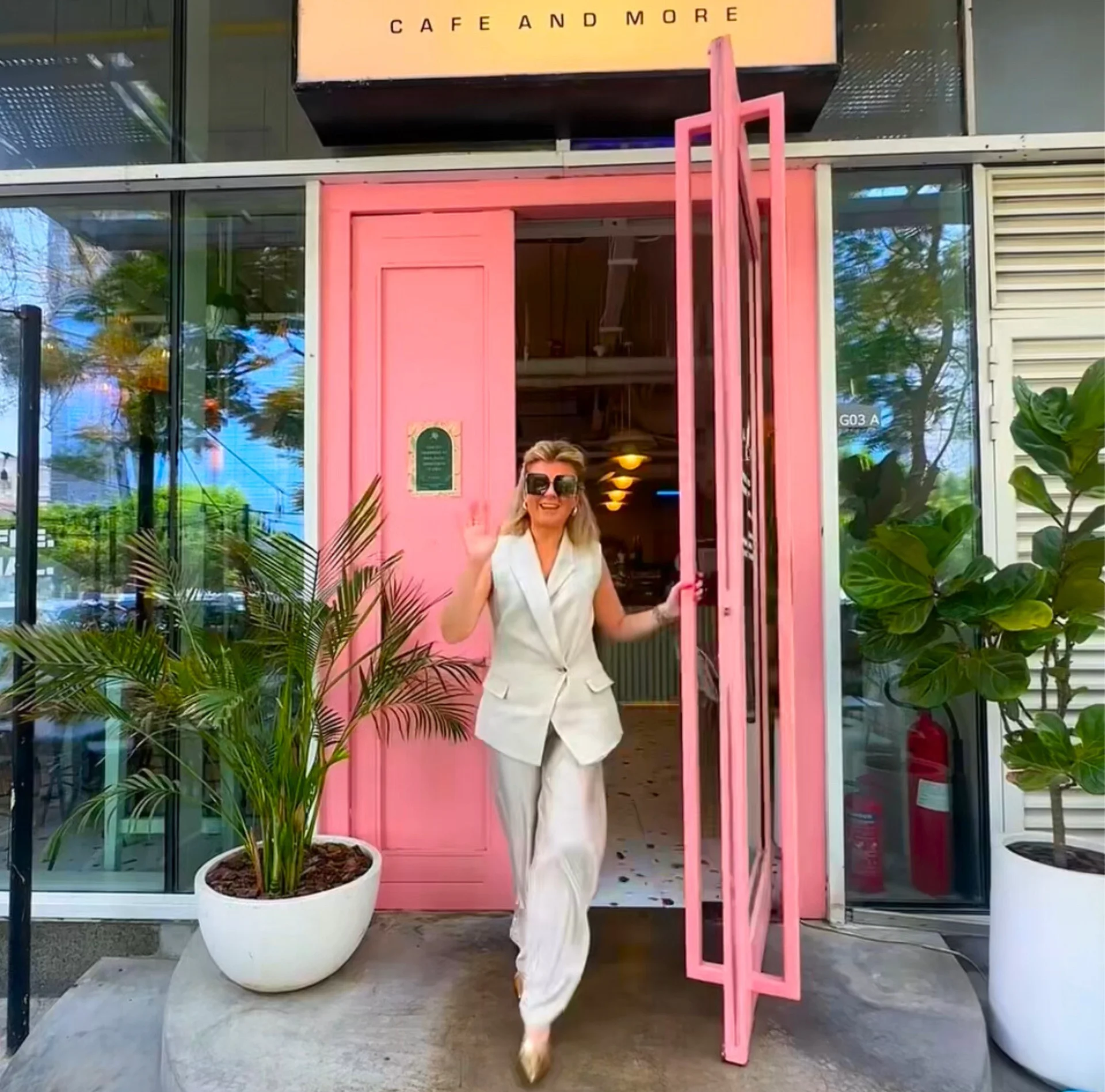 Rebecca in Fort Lauderdale